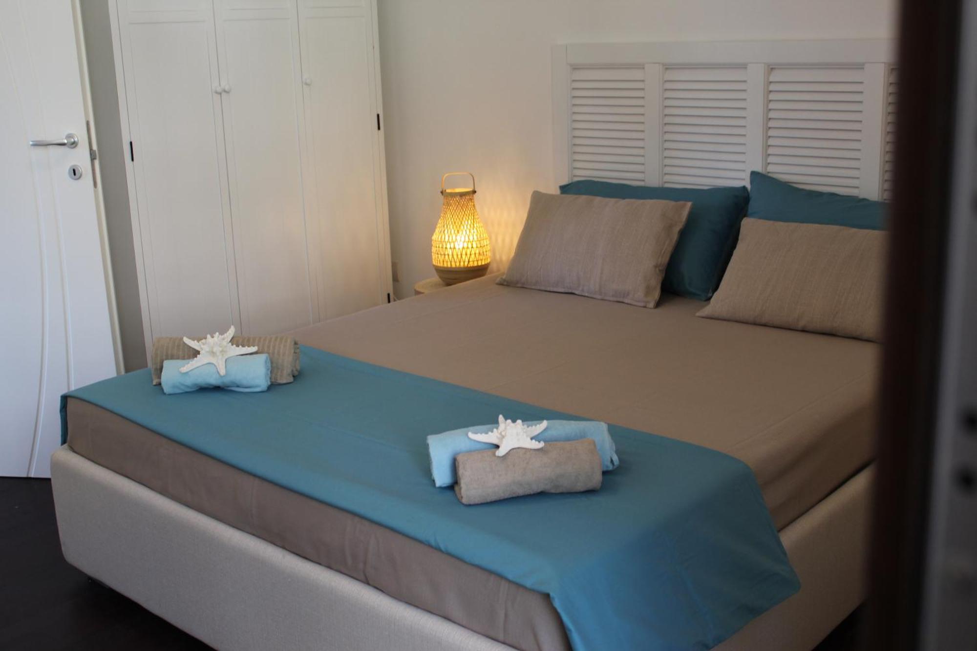 Mediterranean Pool & Parking Appartement
