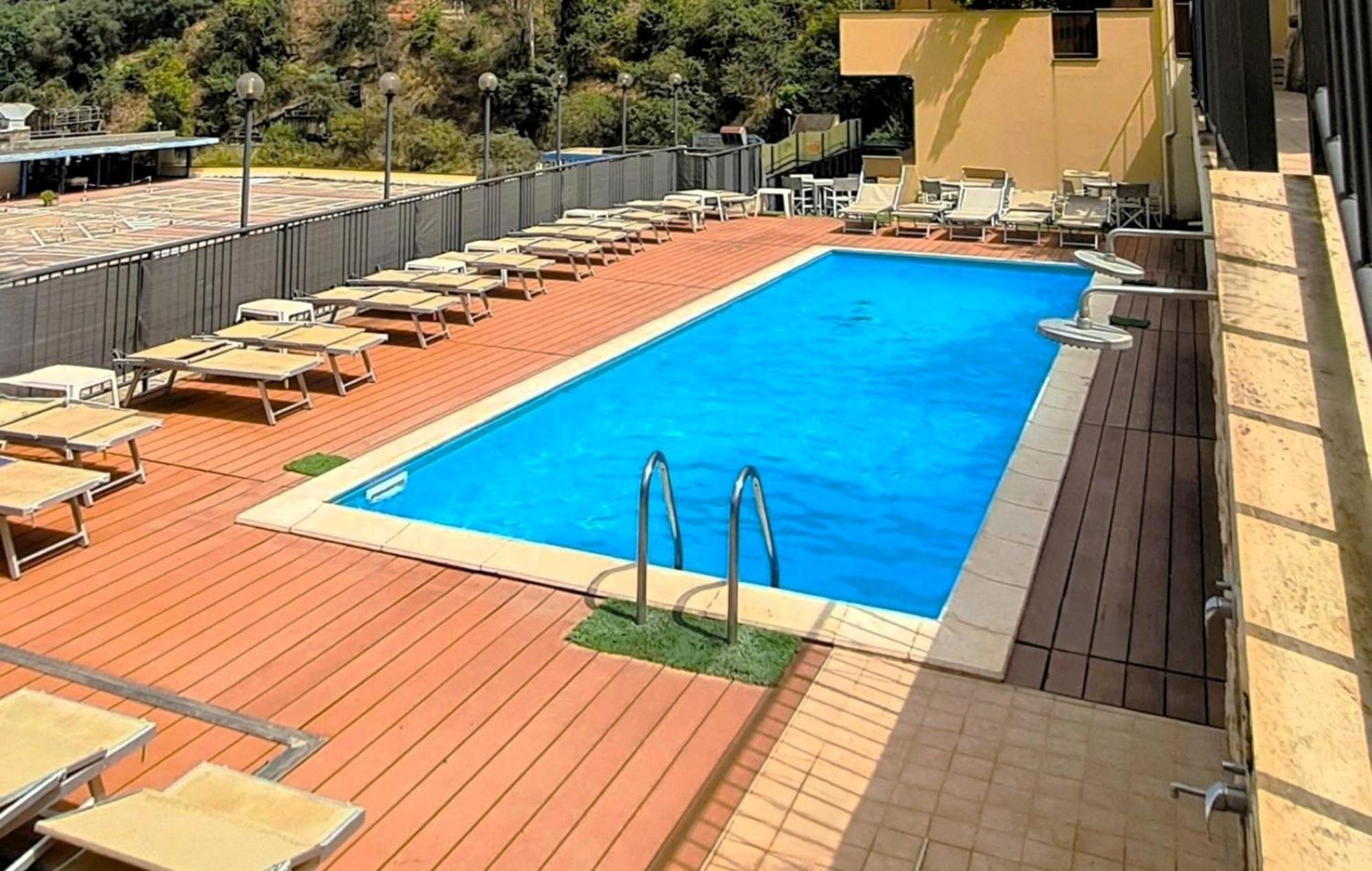 Appartement Mediterranean Pool & Parking *